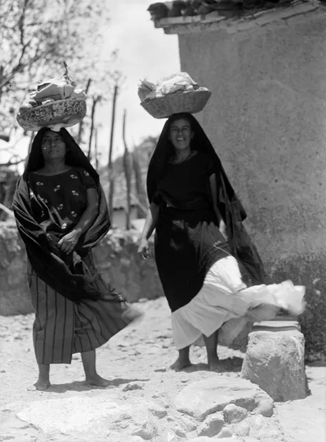 Tina Modotti. Mujeres de Tehuantepec. (1929